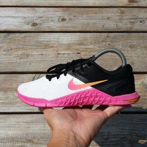 New Size 6 Women Nike Metcon 4 XD Running Sneakers